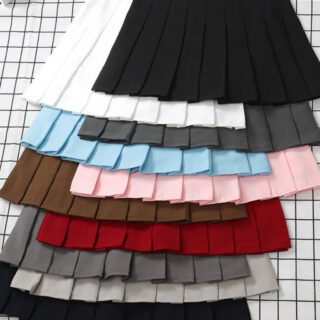 10 jupes courtes plissées de couleours différentes