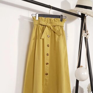 Jupe midi fluide avec boutons