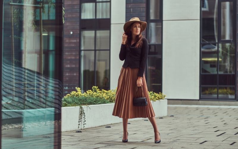 Les Meilleures Façons de Porter une Jupe Mi-Longue en Toute Saison Les Meilleures Façons de Porter une Jupe Mi-Longue en Toute Saison Uncategorized lmeilleures facons porter jupe mi longue toute saison 4