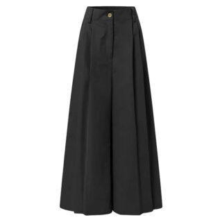 Jupe Culotte Noire à Coupe Large sur fond blanc