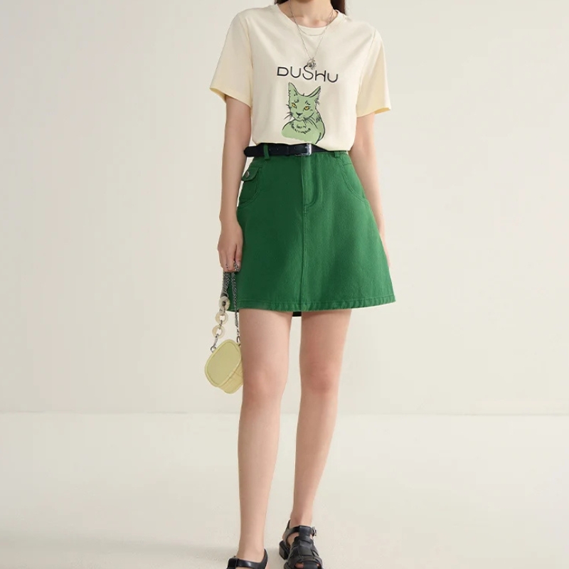 Jupe Verte Courte avec Poches Pratiques