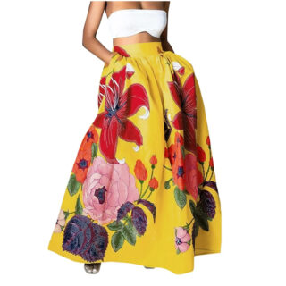Jupe Hawaïenne Jaune à Imprimé Floral sur une femme sur fond blanc
