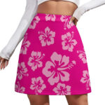 Jupe Hawaïenne Rose à Motif Floral sur une femme