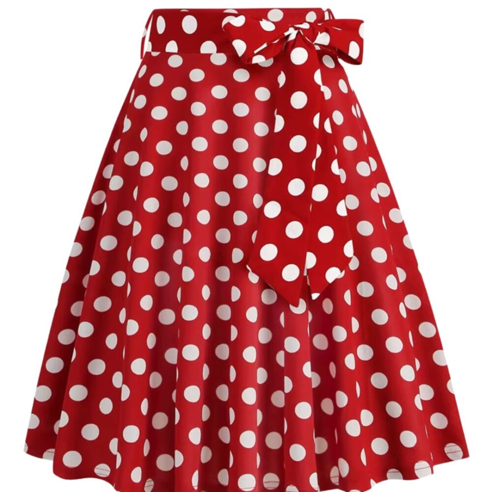 Jupe à Pois Rouge de Style Français sur fond blanc
