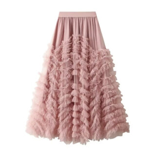 Jupe en Tulle Rose et Chic sur fond blanc