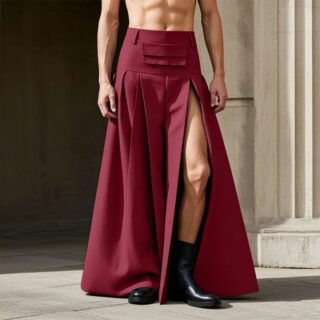 Jupe Homme Fendue et Plissée sur un homme