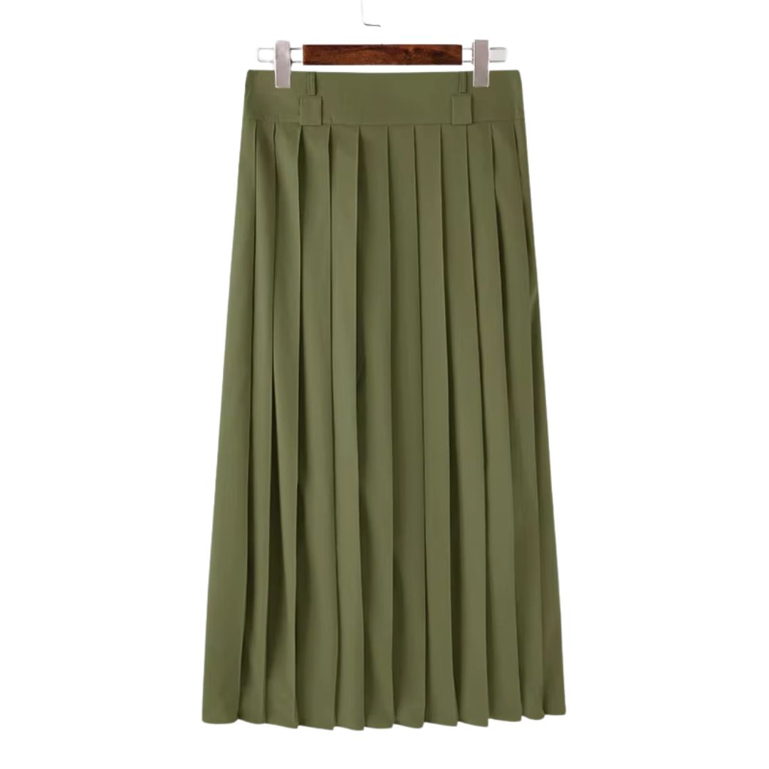 Jupe Homme Verte et Plissée sur fond blanc